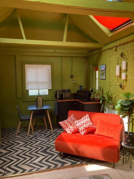 Lepine- Holiday Apartment In Sunny Folkestone Exterior photo